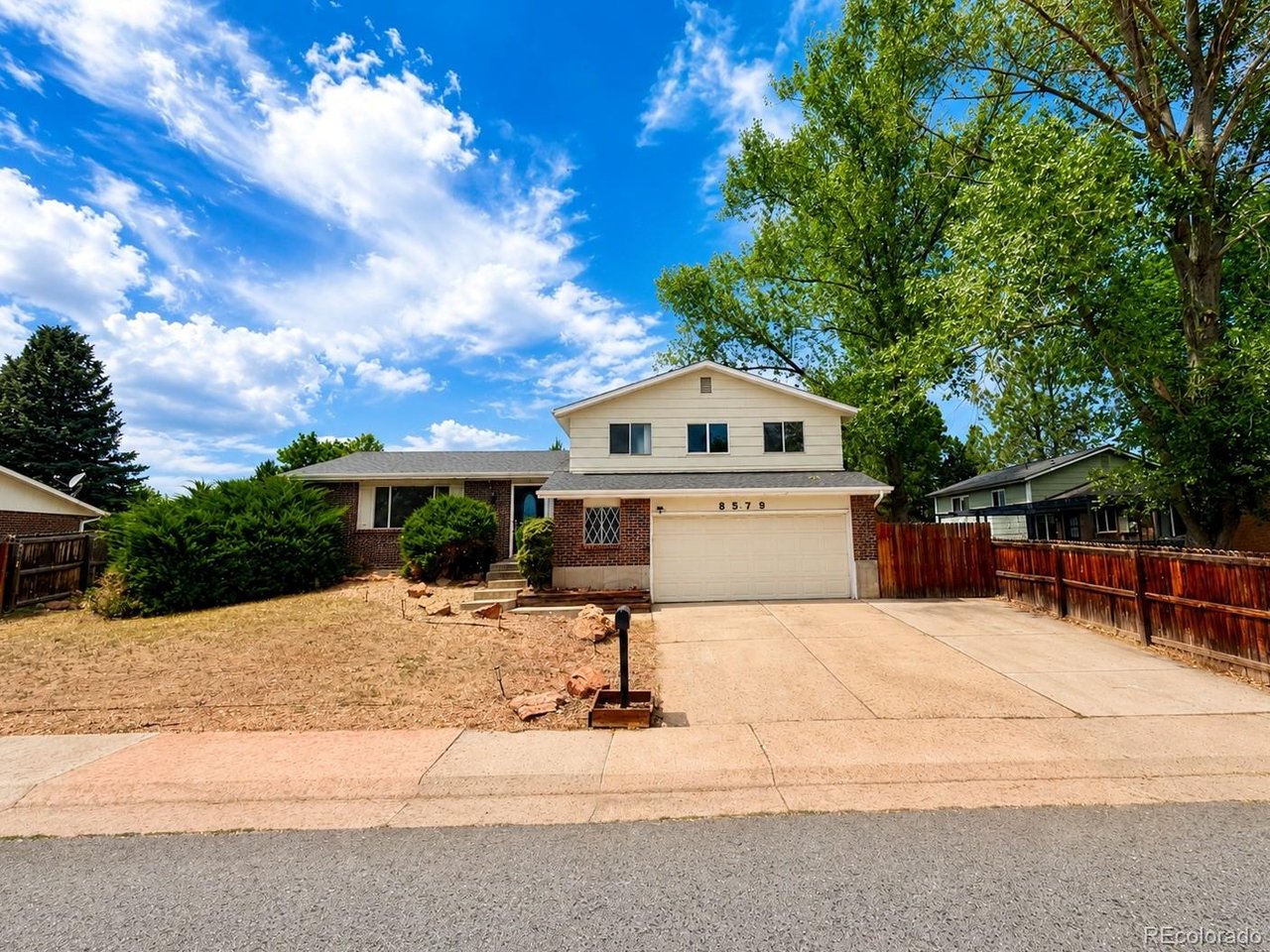 Photo of 8579 W Fair Ave Littleton CO 80123