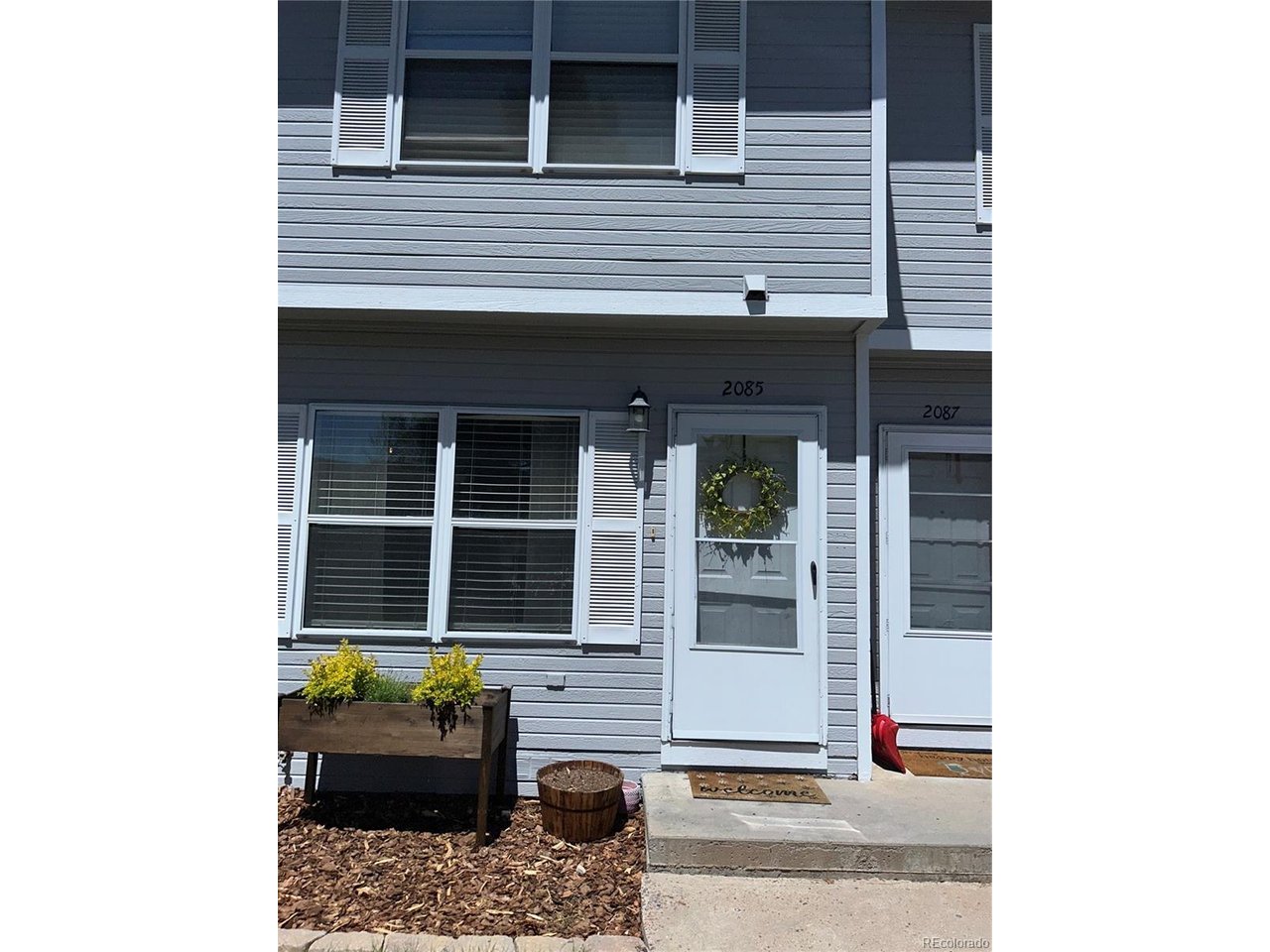 Photo of 2085 Oakcrest Cir Castle Rock CO 80104