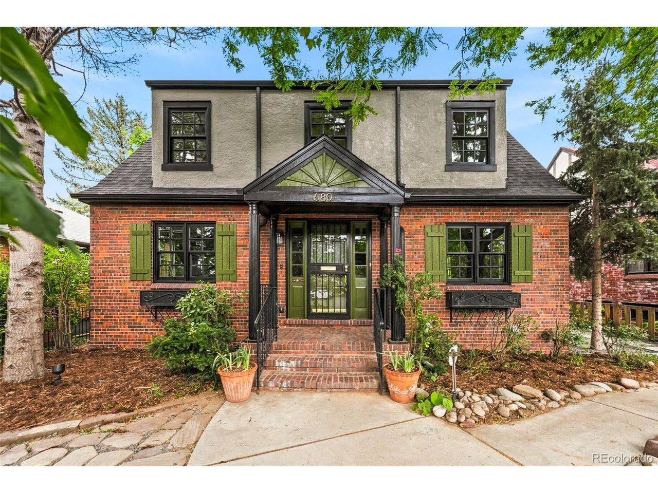 Photo of 680 Albion St Denver CO 80220