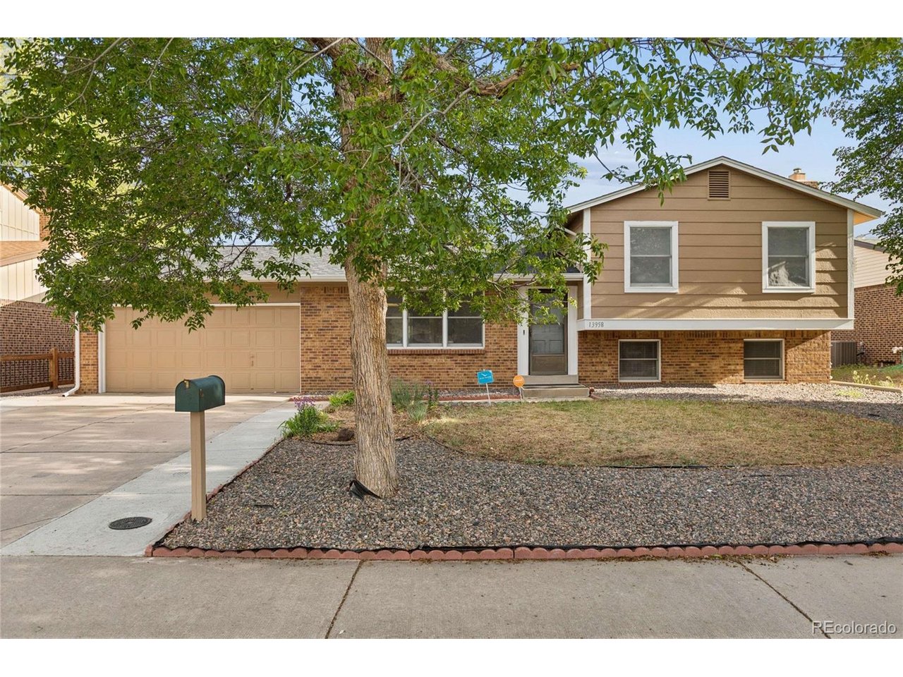 Photo of 13958 E Idaho Dr Aurora CO 80012