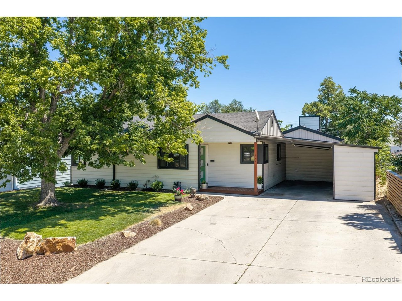 Photo of 722 S Raritan St Denver CO 80223