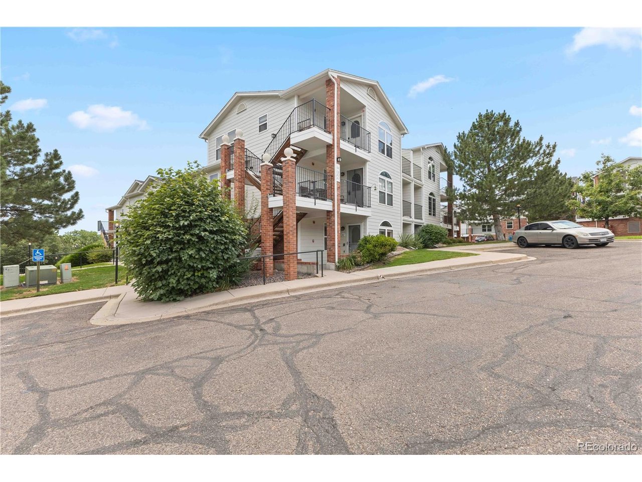 Photo of 1661 S Cole St #A2 Denver CO 80228