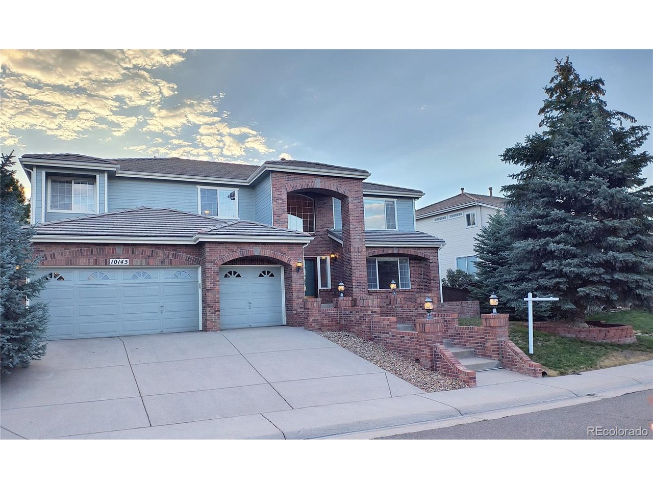 Photo of 10145 Charissglen Ln Highlands Ranch CO 80126