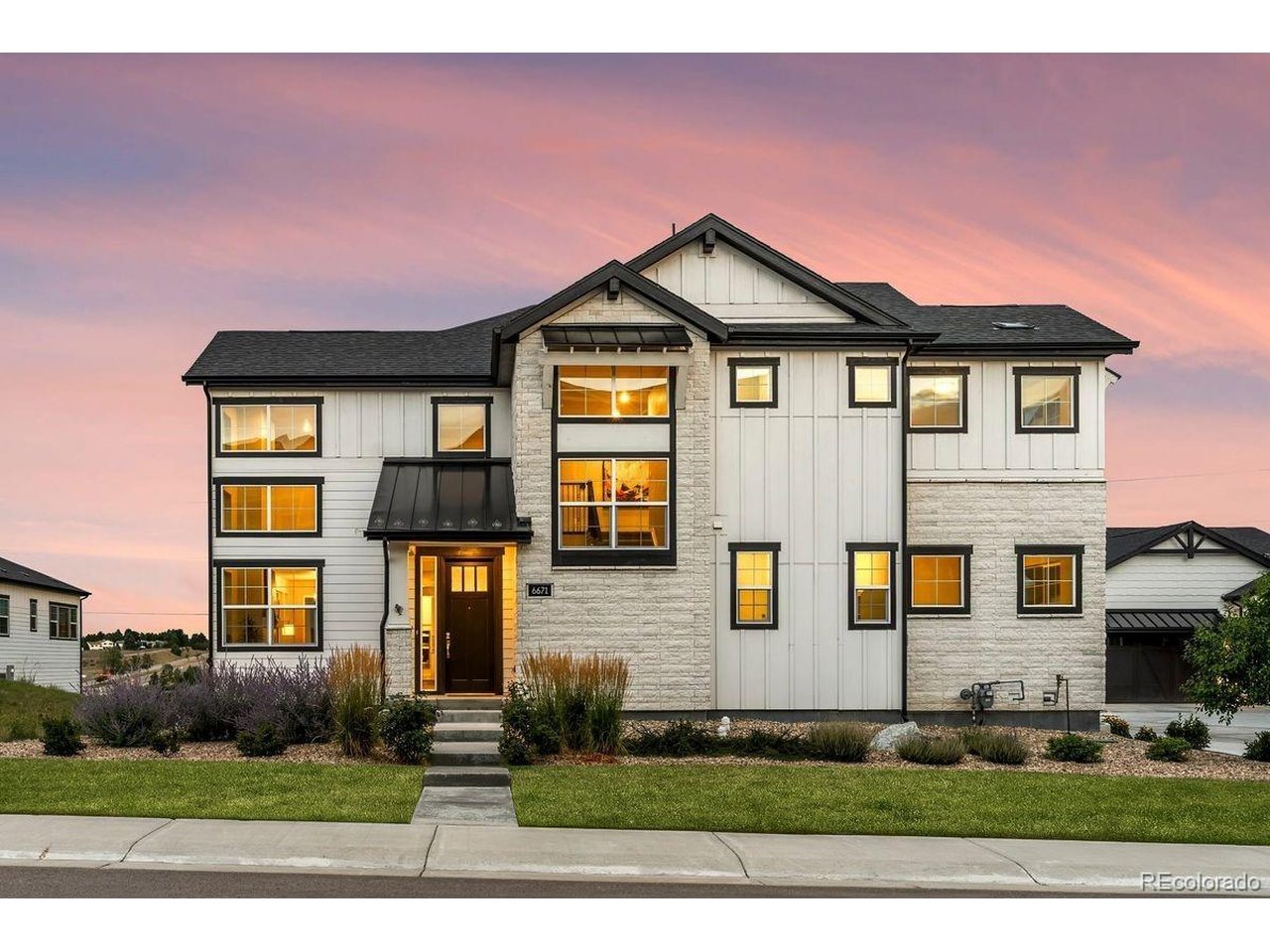 Photo of 6671 S Lee St Littleton CO 80127