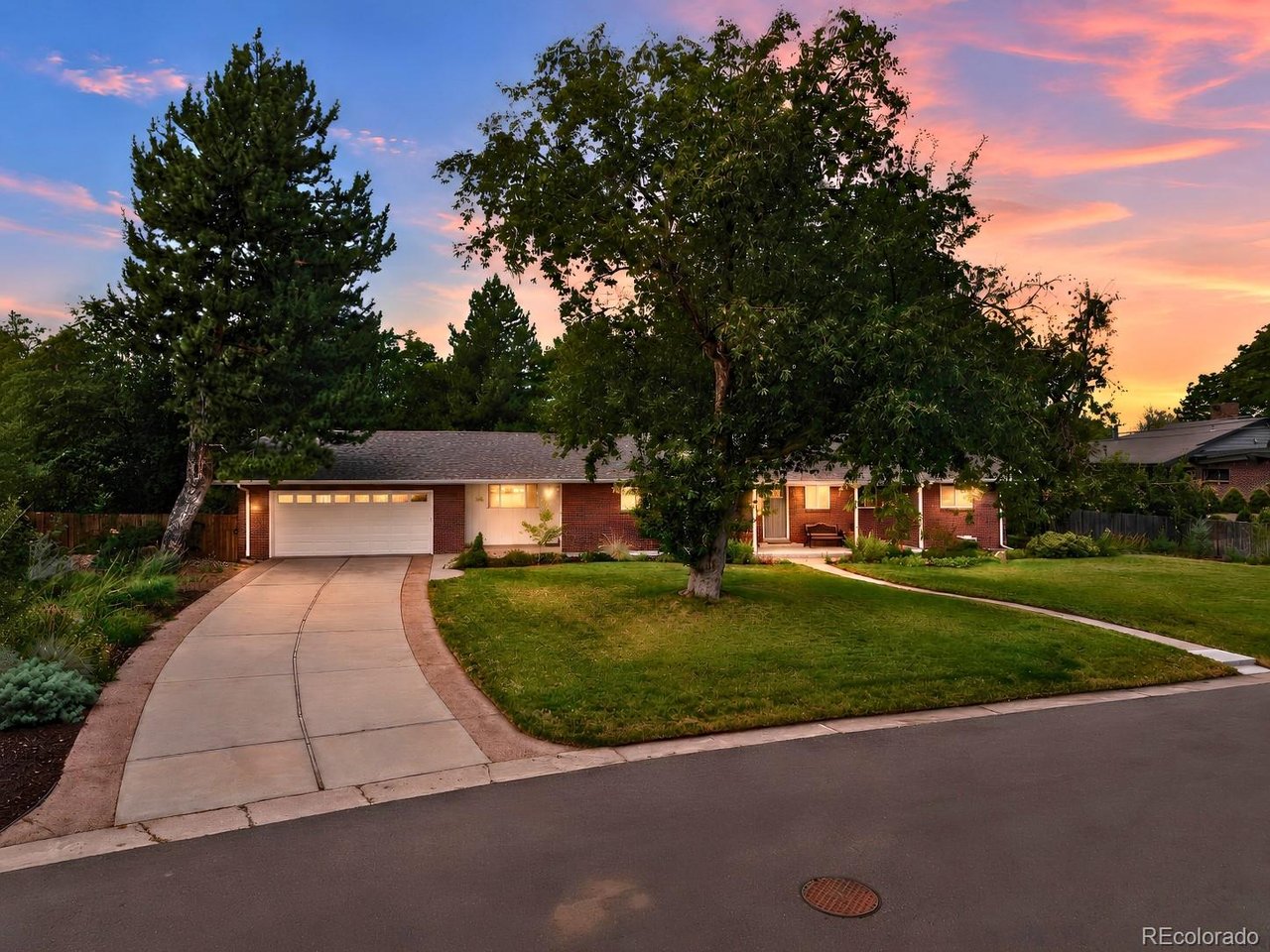 Photo of 546 W Lake Ave Littleton CO 80120