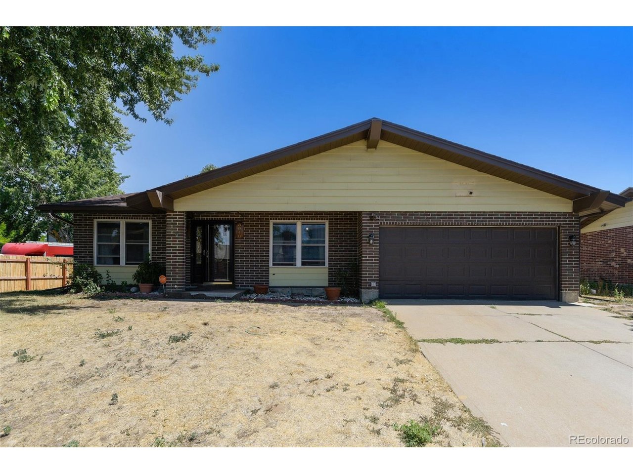 Photo of 5040 Uvalda St Denver CO 80239