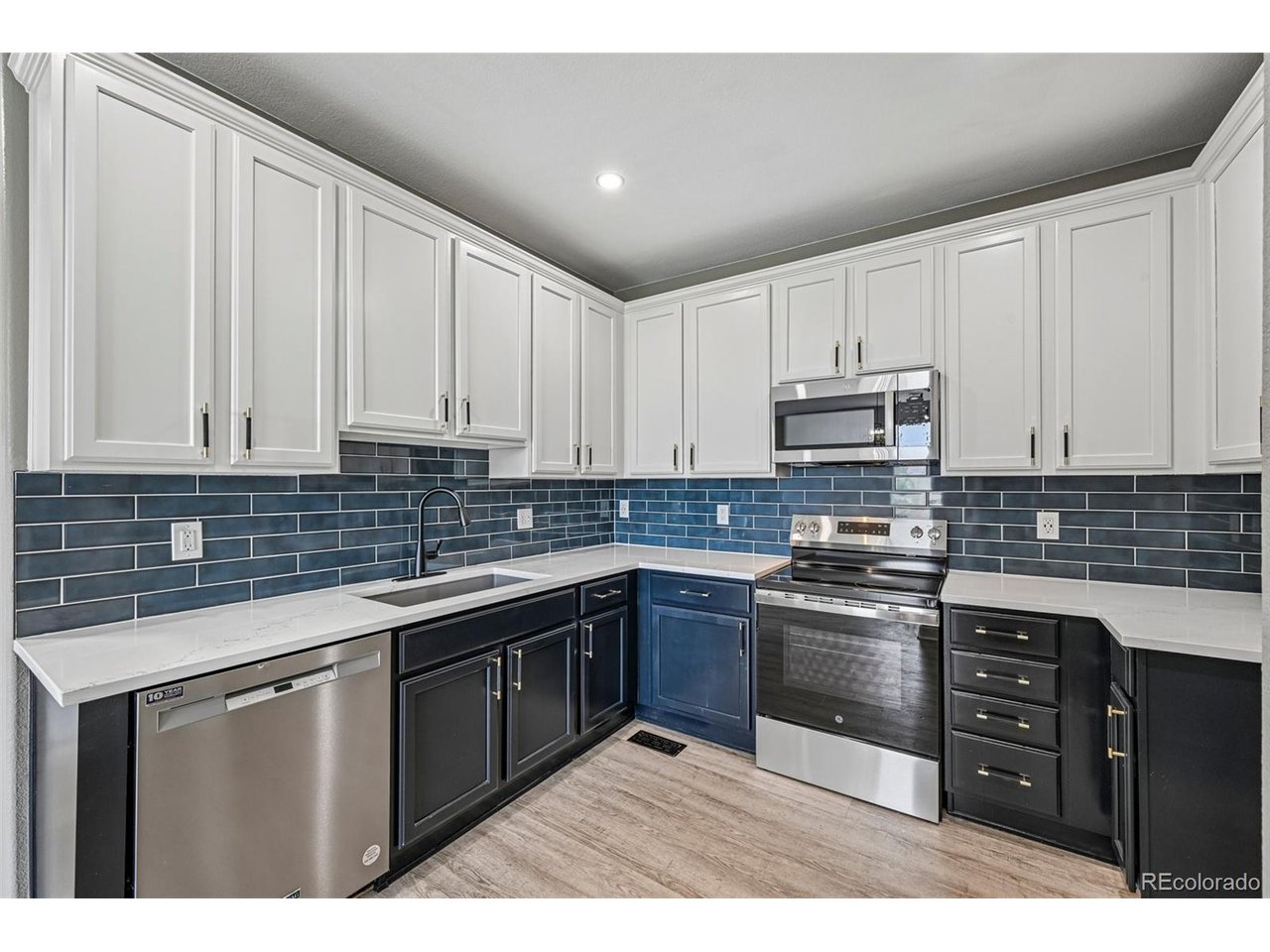 Photo of 10290 W 55th Ln #106 Arvada CO 80002