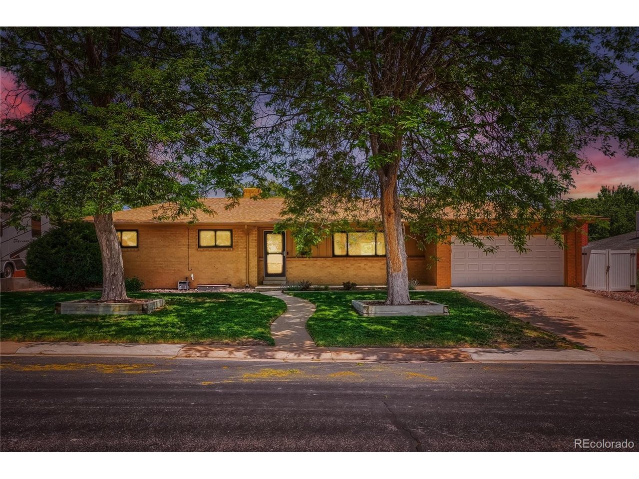 Photo of 1558 S Gray St Lakewood CO 80232