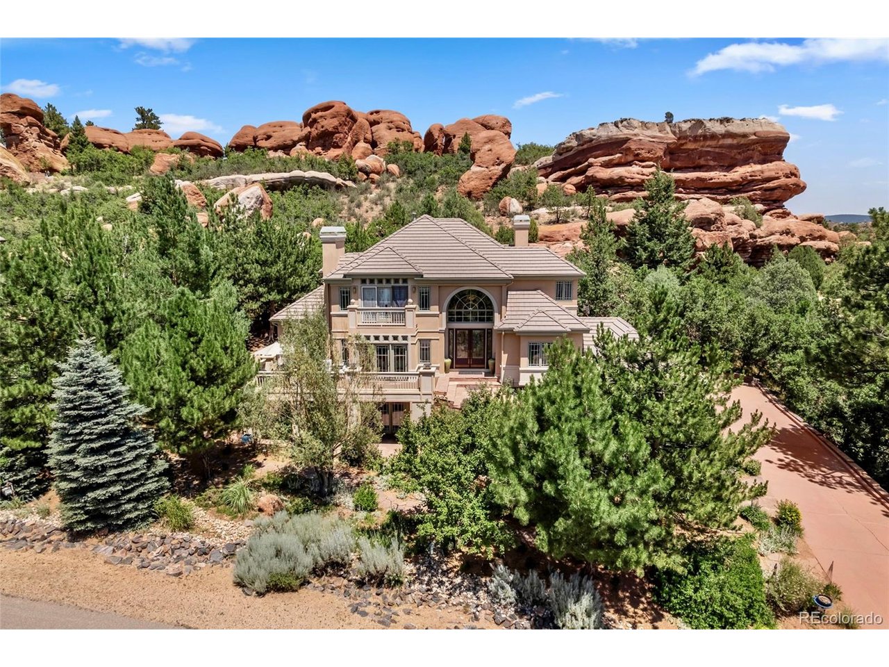 Photo of 6369 Apache Dr Larkspur CO 80118