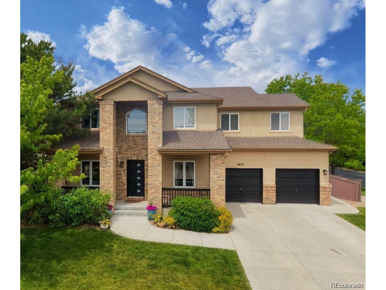 Photo of 8407 S Parfet Ct Littleton CO 80127