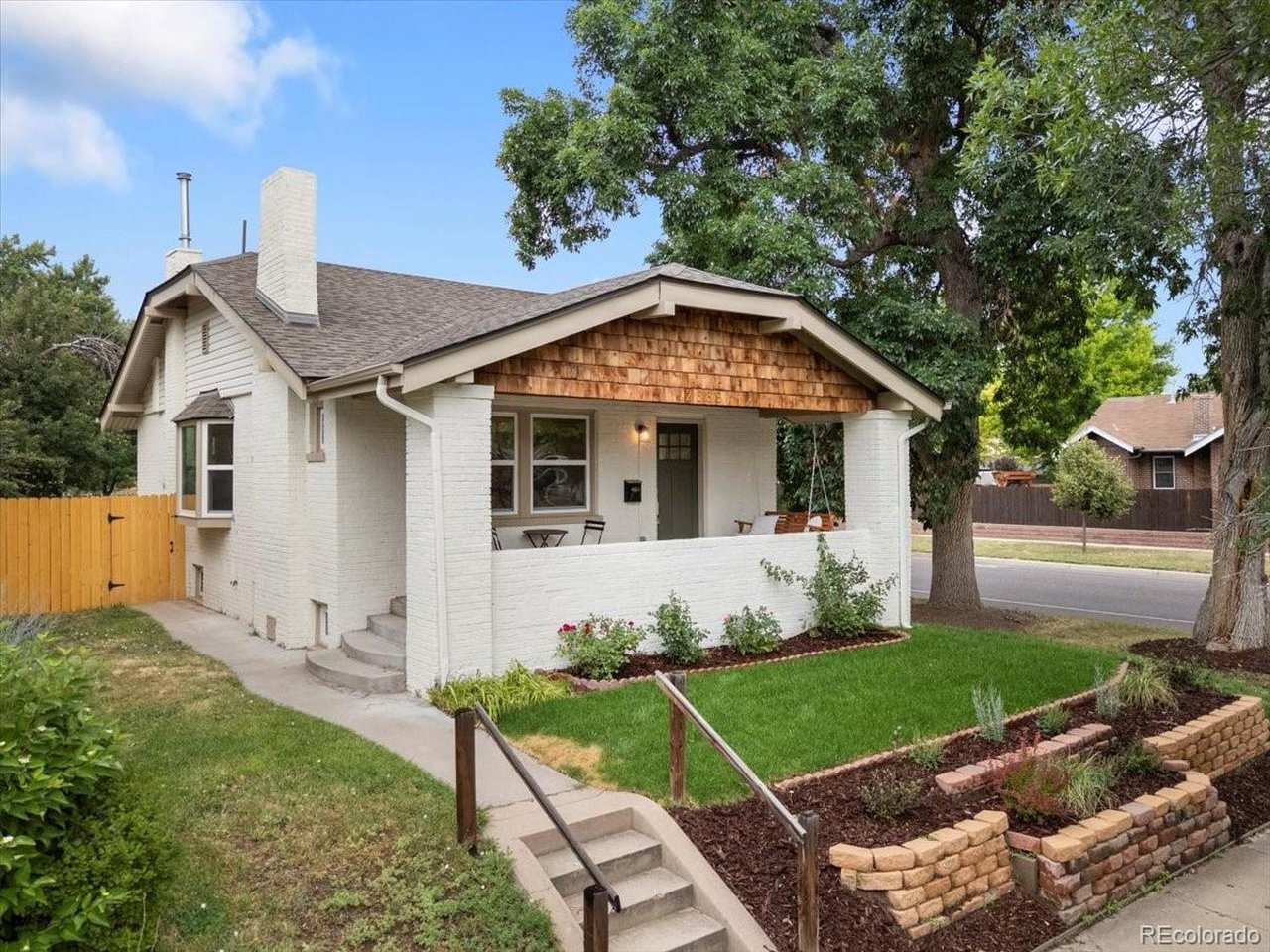 Photo of 2589 N Glencoe St Denver CO 80207
