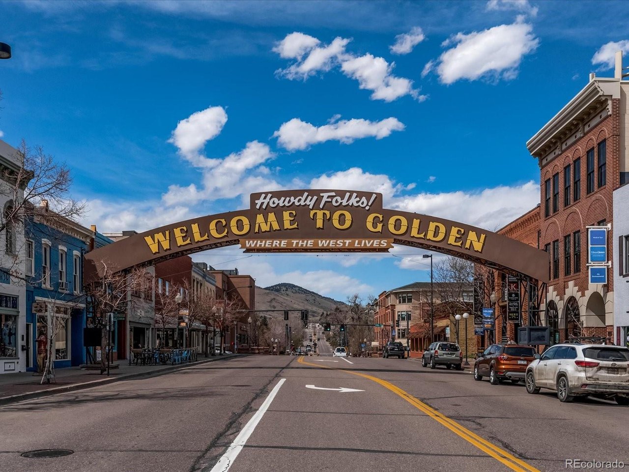 Photo of 601 Cheyenne St #201 Golden CO 80403