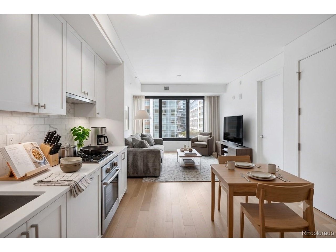 Photo of 1750 Wewatta St #925 Denver CO 80202