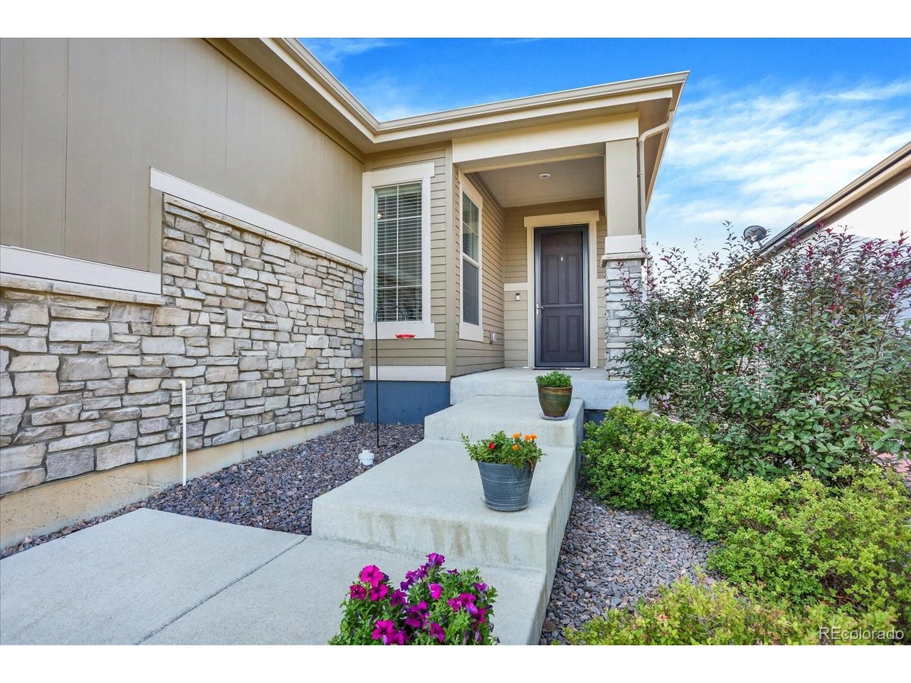 Photo of 7810 Plateau Creek Ln Littleton CO 80125
