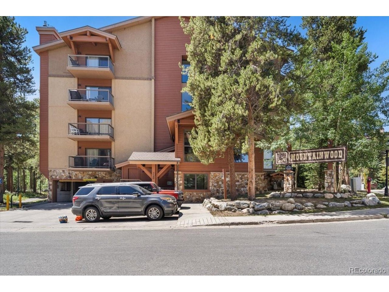 Photo of 720 Columbine Rd #104 Breckenridge CO 80424