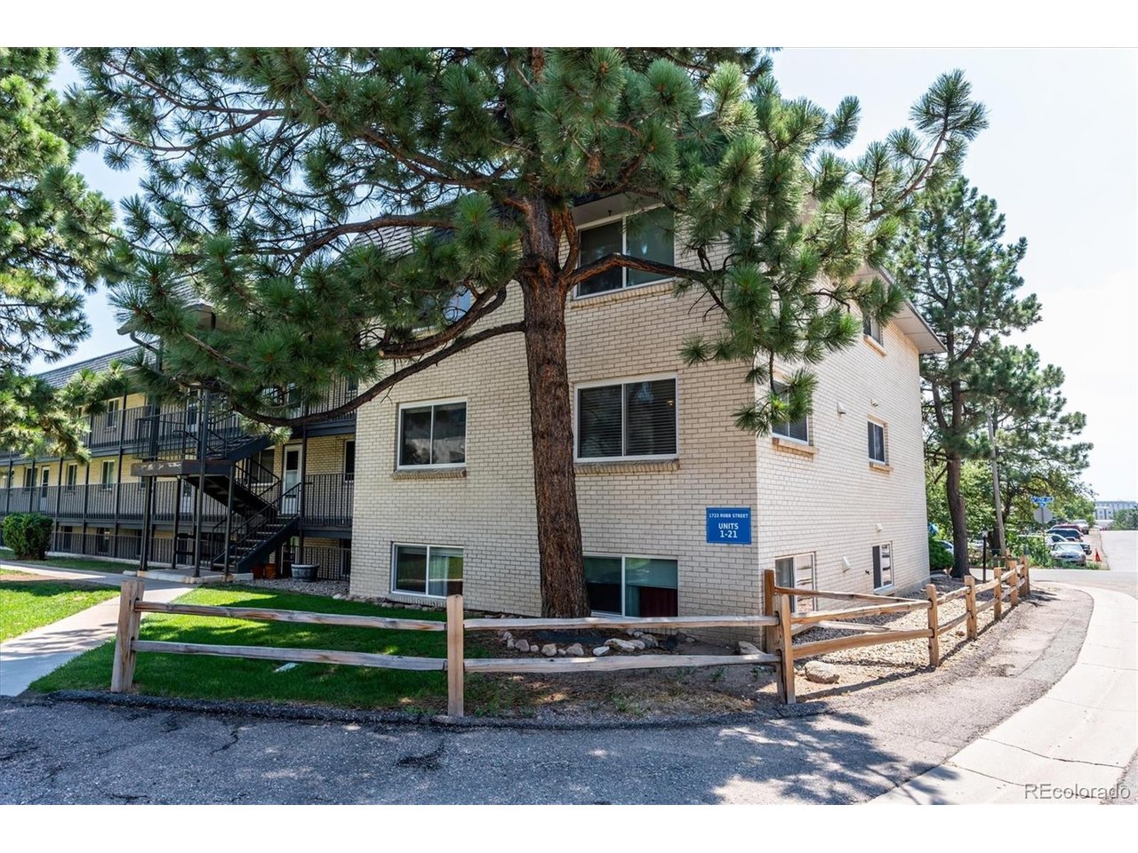 Photo of 1723 Robb St #14 Denver CO 80215