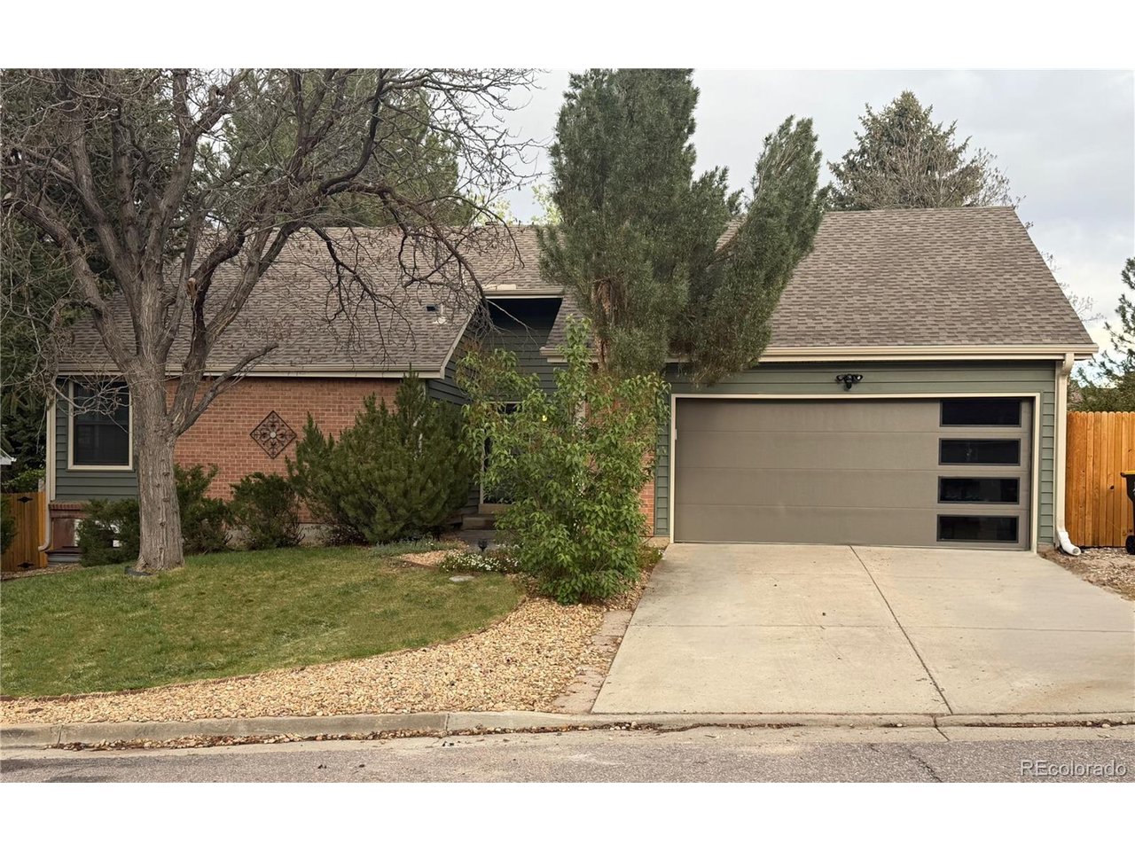 Photo of 8176 S Newport Way Centennial CO 80112
