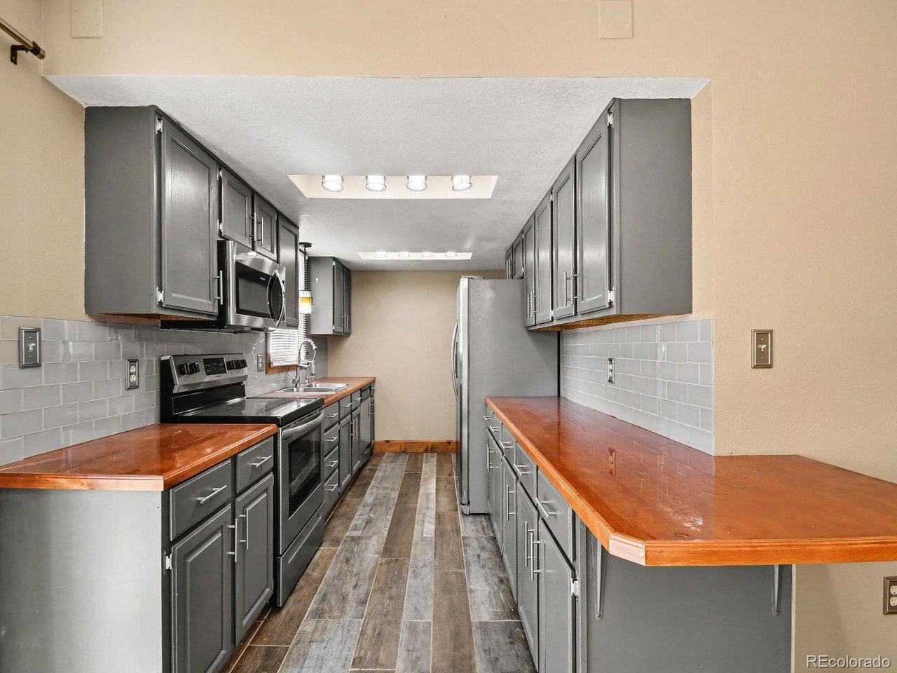 Photo of 928 Torrey Pine Pl Loveland CO 80538