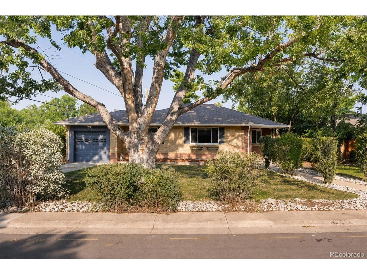 Photo of 518 Magnolia St Denver CO 80220