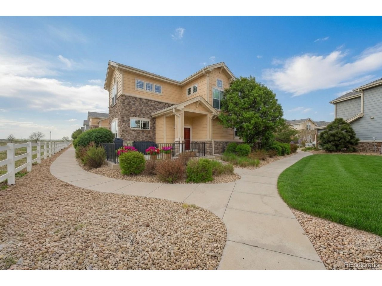 Photo of 1791 S Buchanan Cir Aurora CO 80018