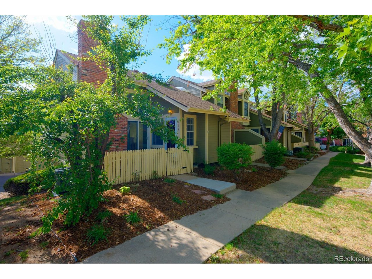 Photo of 2020 S Hannibal Way #F Aurora CO 80013