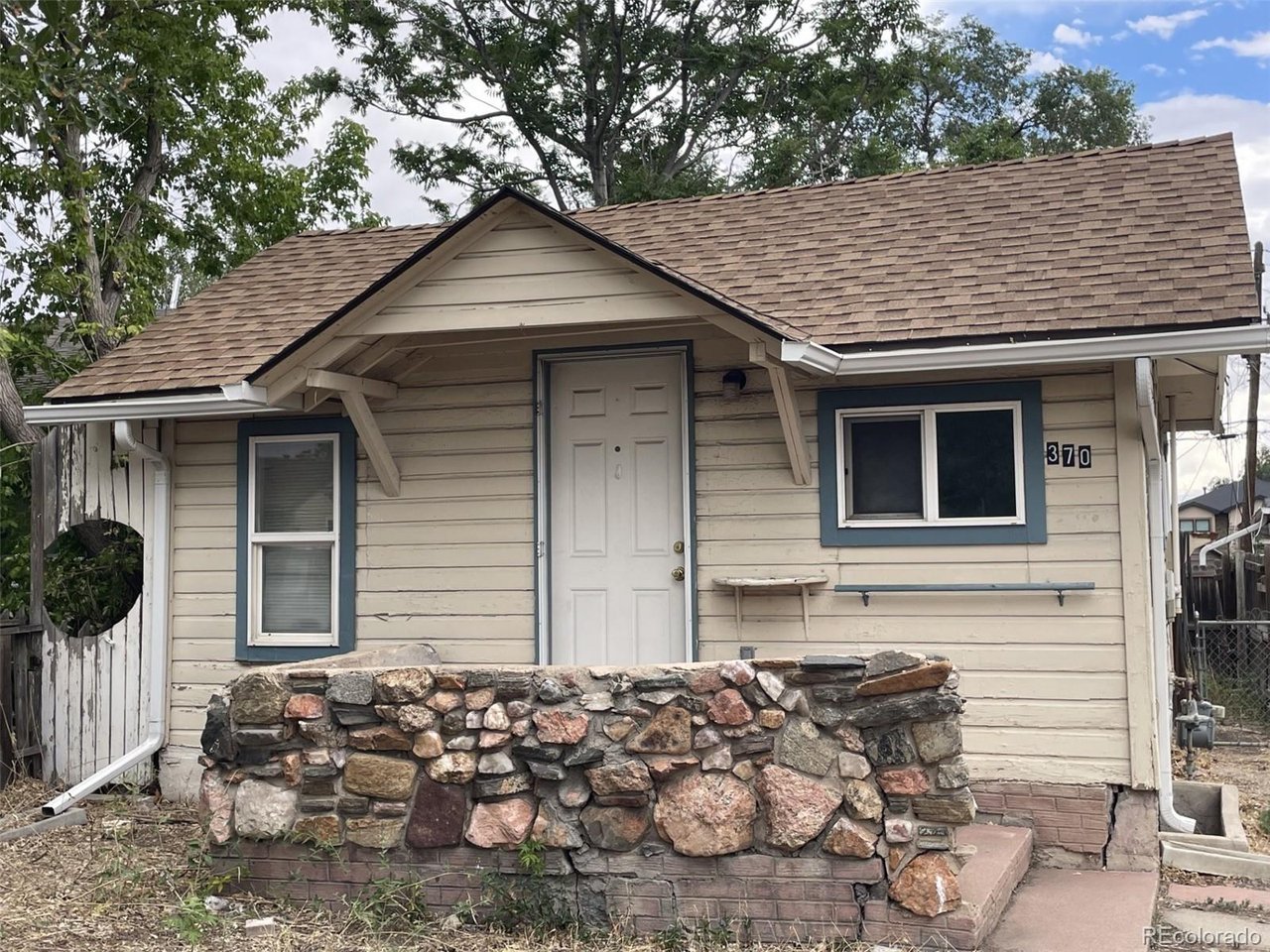 Photo of 370 S Stuart St Denver CO 80219