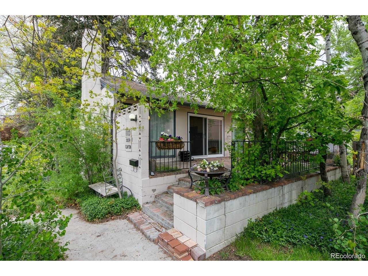 Photo of 1100 S Clayton St Denver CO 80210