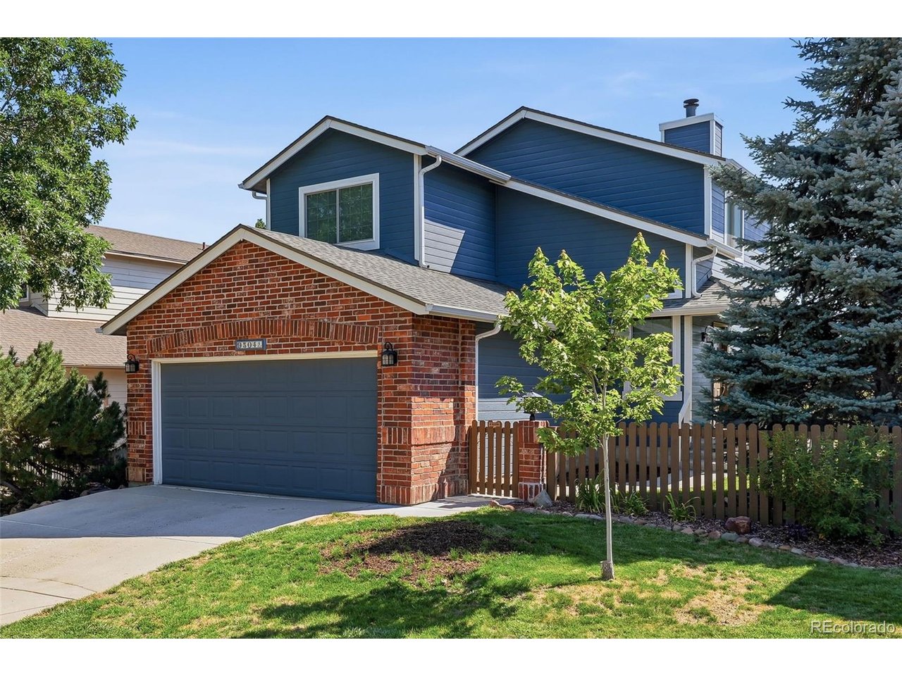 Photo of 9504 Pendleton Dr Littleton CO 80126