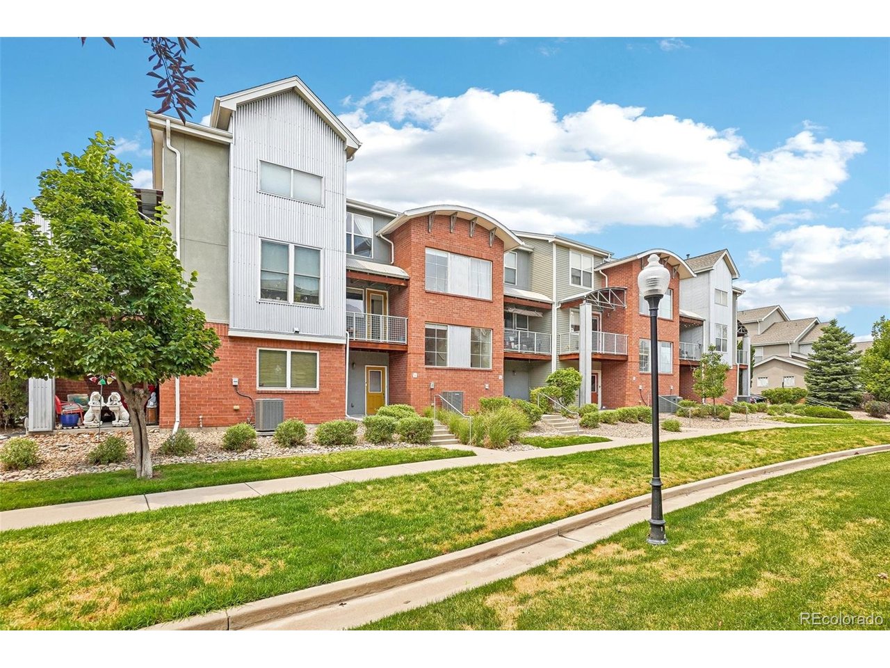 Photo of 84 Spruce St #305 Denver CO 80230