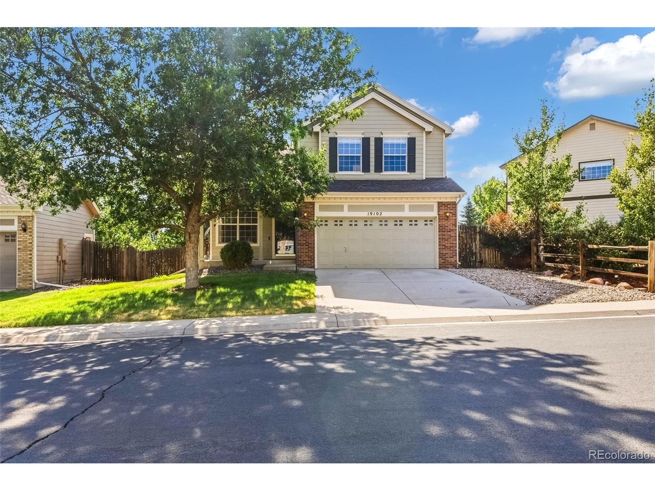 Photo of 19102 E Crestridge Cir Aurora CO 80015