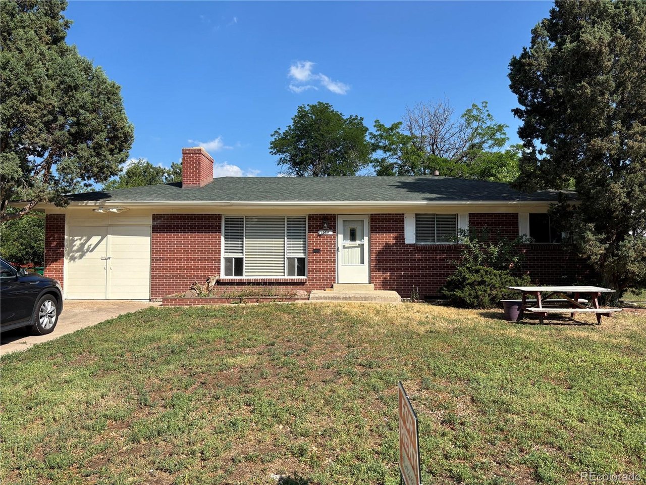 Photo of 664 W Longview Ave Littleton CO 80120