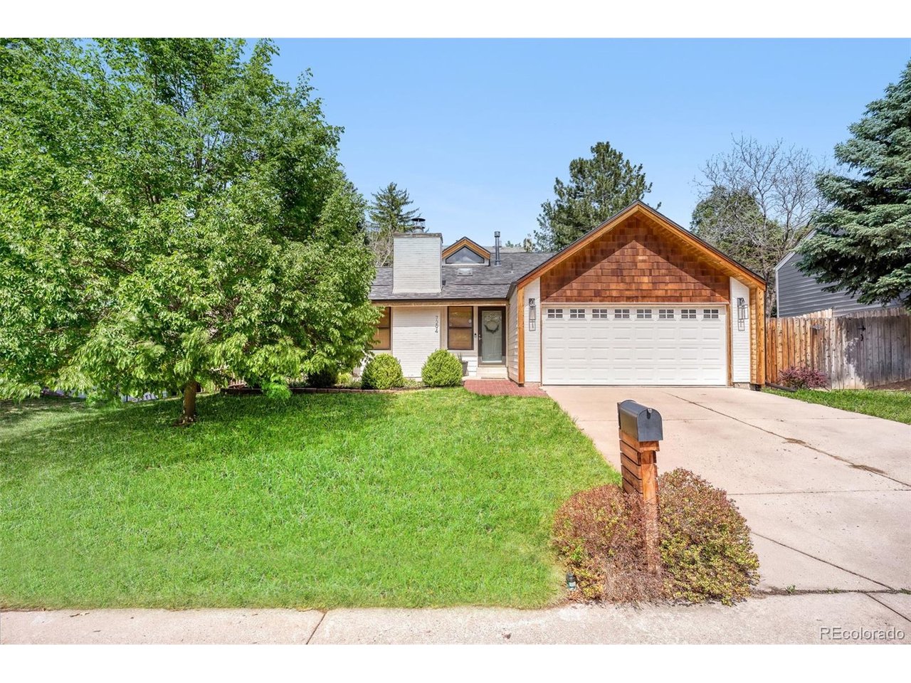 Photo of 7294 S Crescent Dr Littleton CO 80120