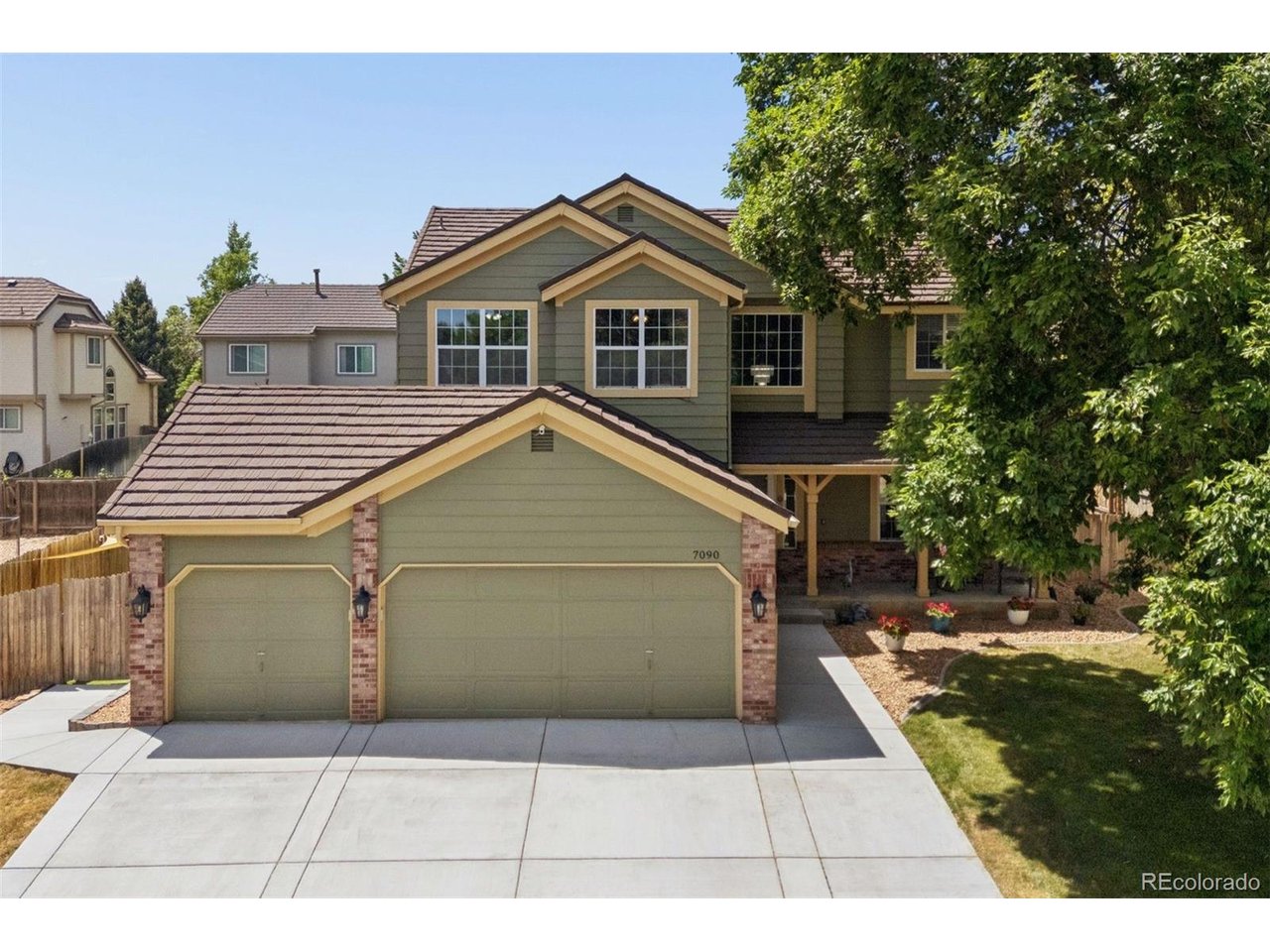 Photo of 7090 W Phillips Ave Littleton CO 80128
