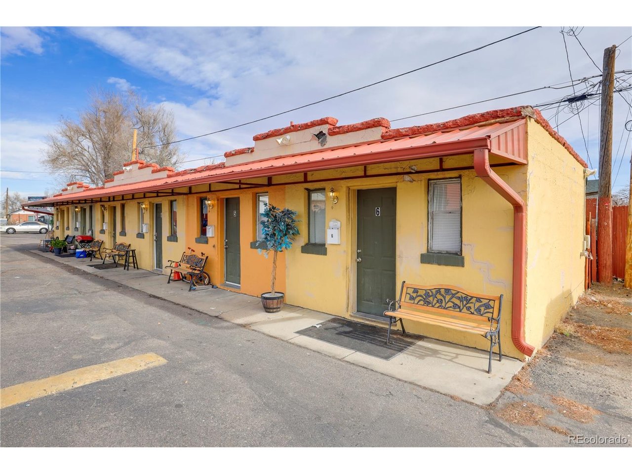 Photo of 636 S Quitman St Denver CO 80219