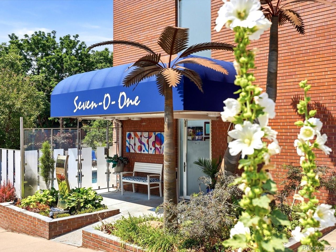 Photo of 701 N Pearl St #103 Denver CO 80203