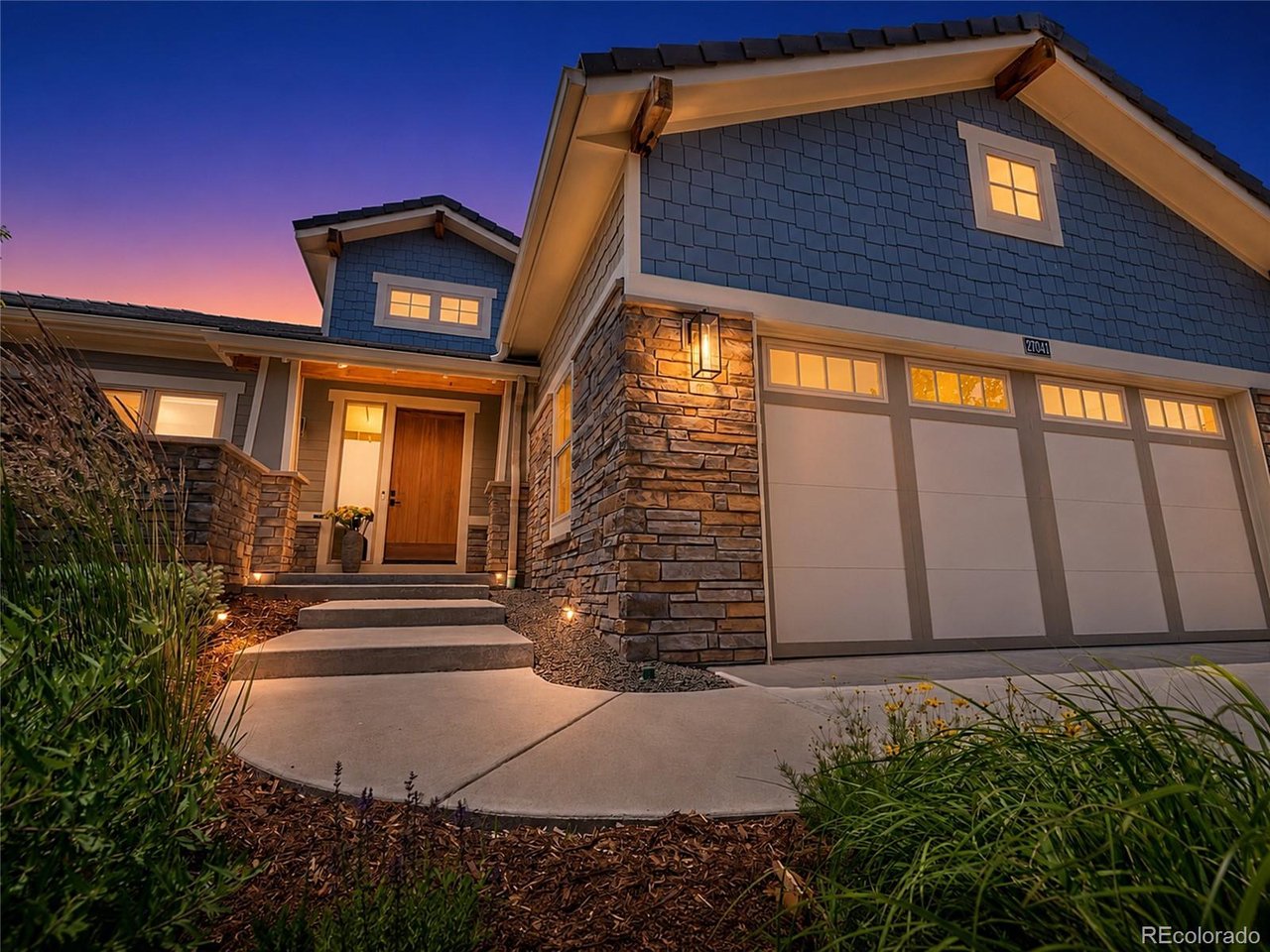 Photo of 27041 E Long Cir Aurora CO 80016