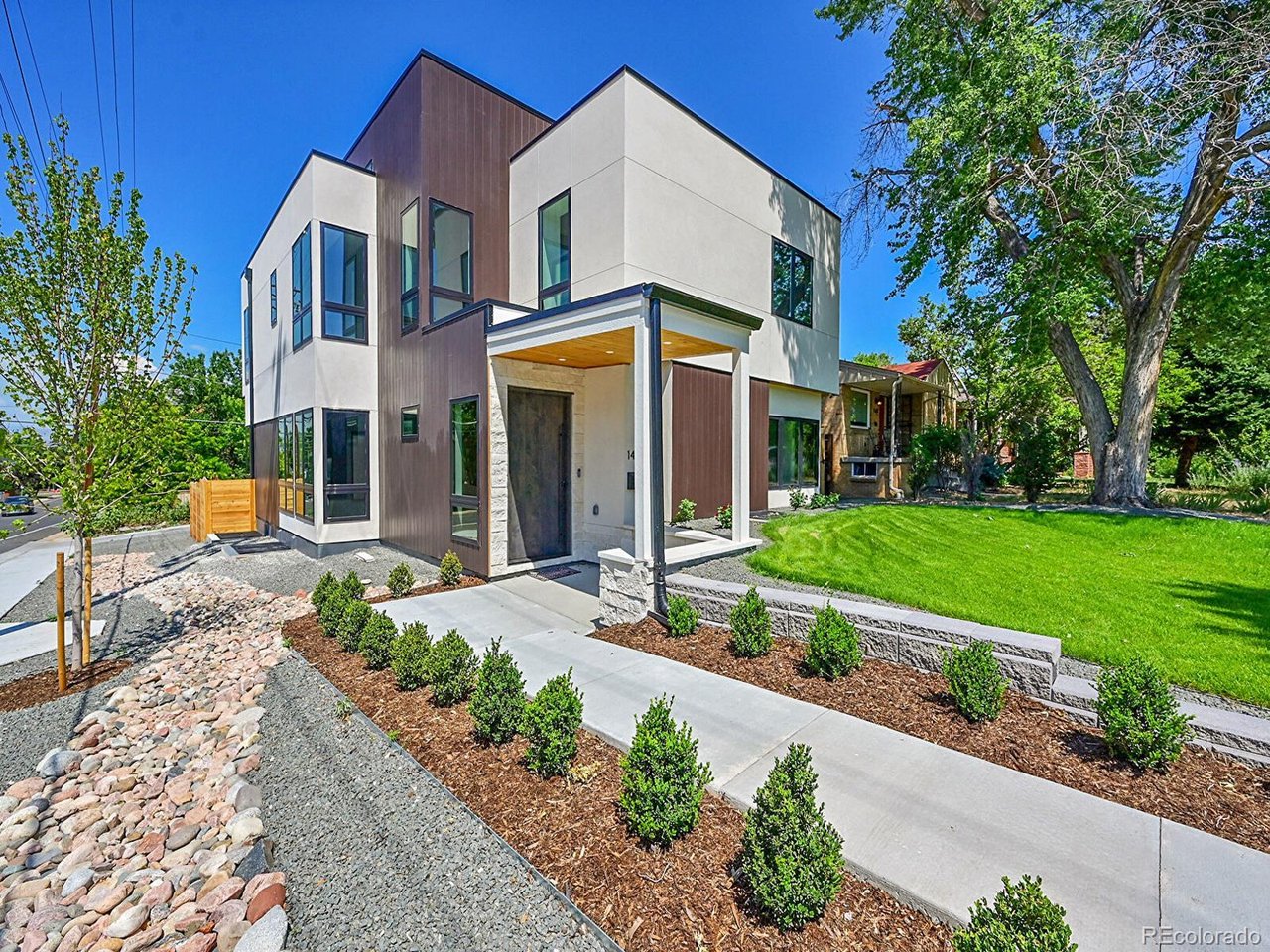 Photo of 1491 S York St Denver CO 80210
