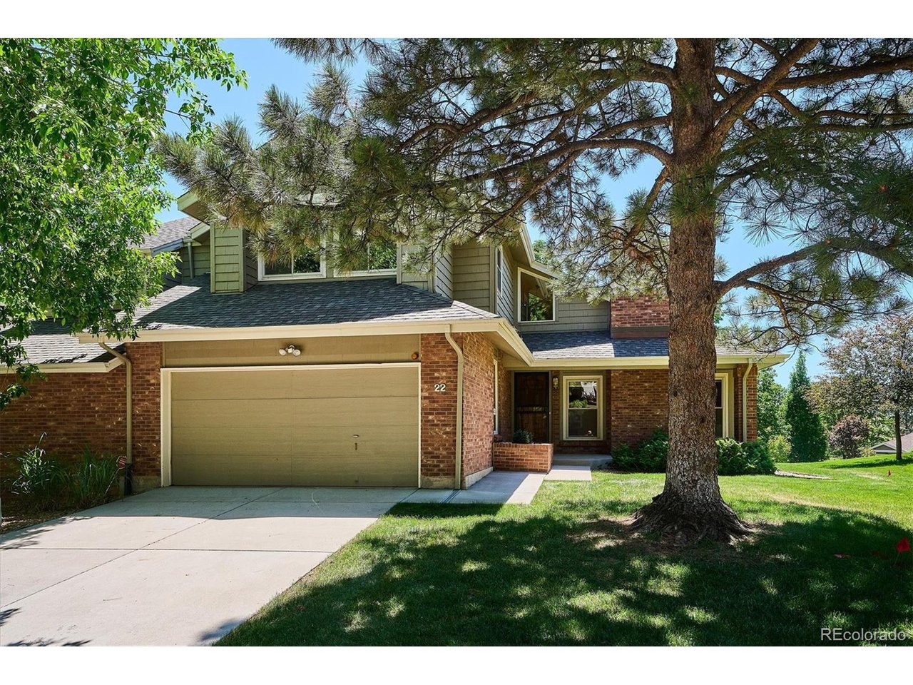 Photo of 22 Pinyon Pine Rd Littleton CO 80127