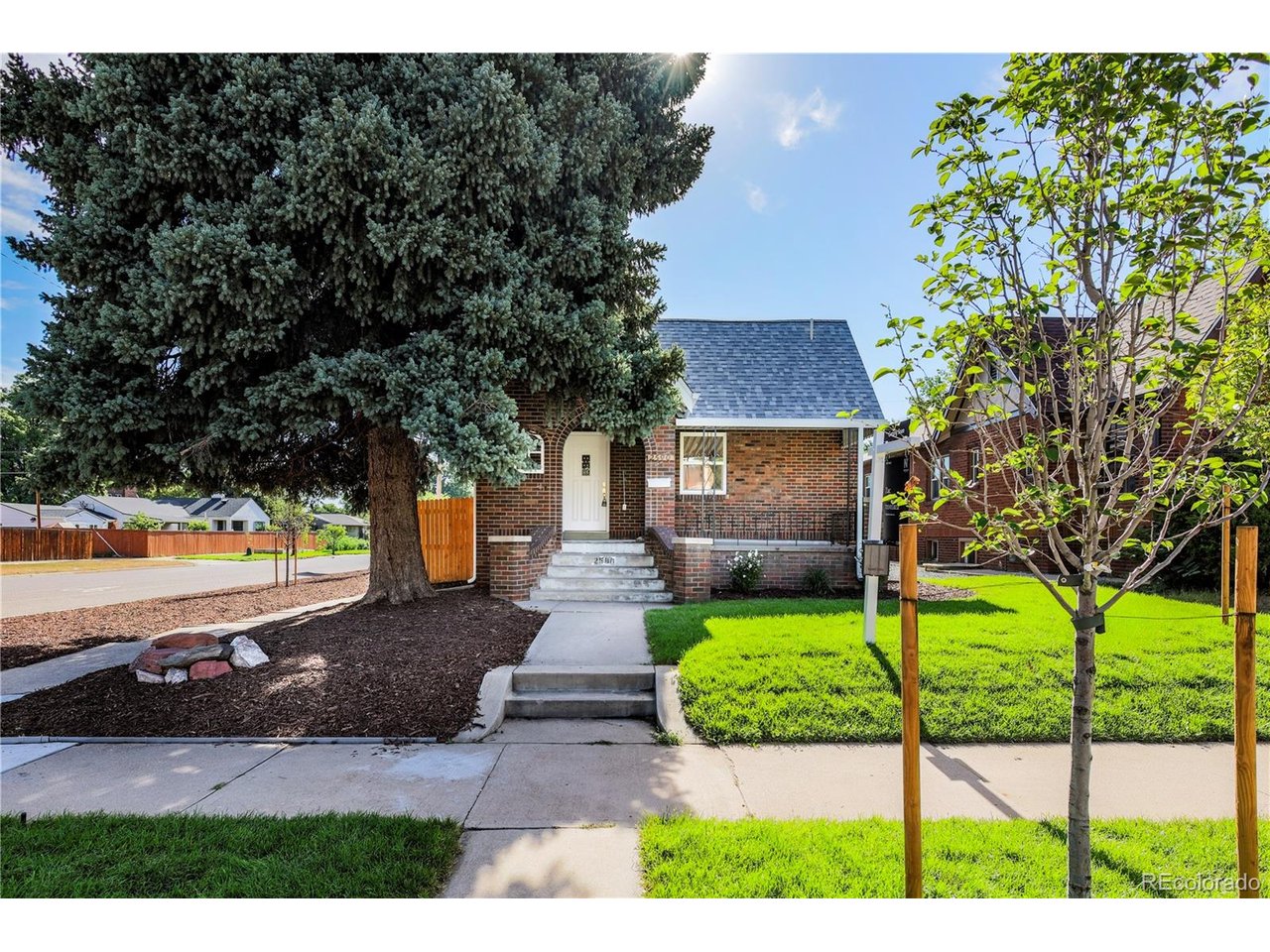 Photo of 2590 Grape St Denver CO 80207