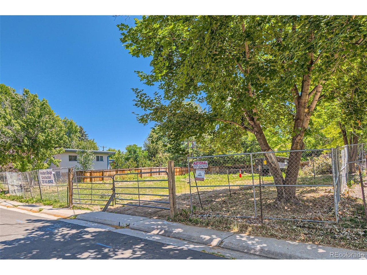 Photo of 3372 S Albion St Denver CO 80222