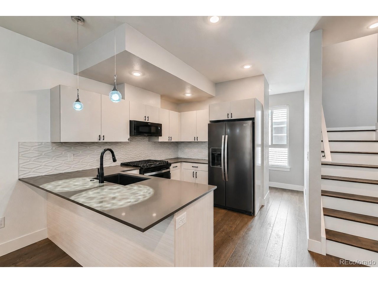 Photo of 1284 Stuart St Denver CO 80204