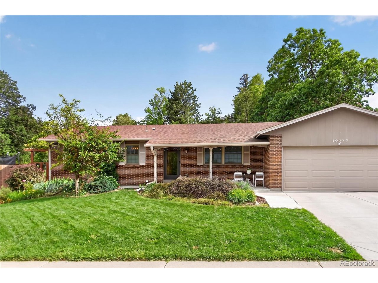 Photo of 10773 W Marlowe Pl Littleton CO 80127