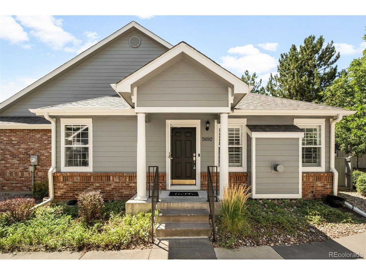 Photo of 5692 E Nichols Pl Englewood CO 80112