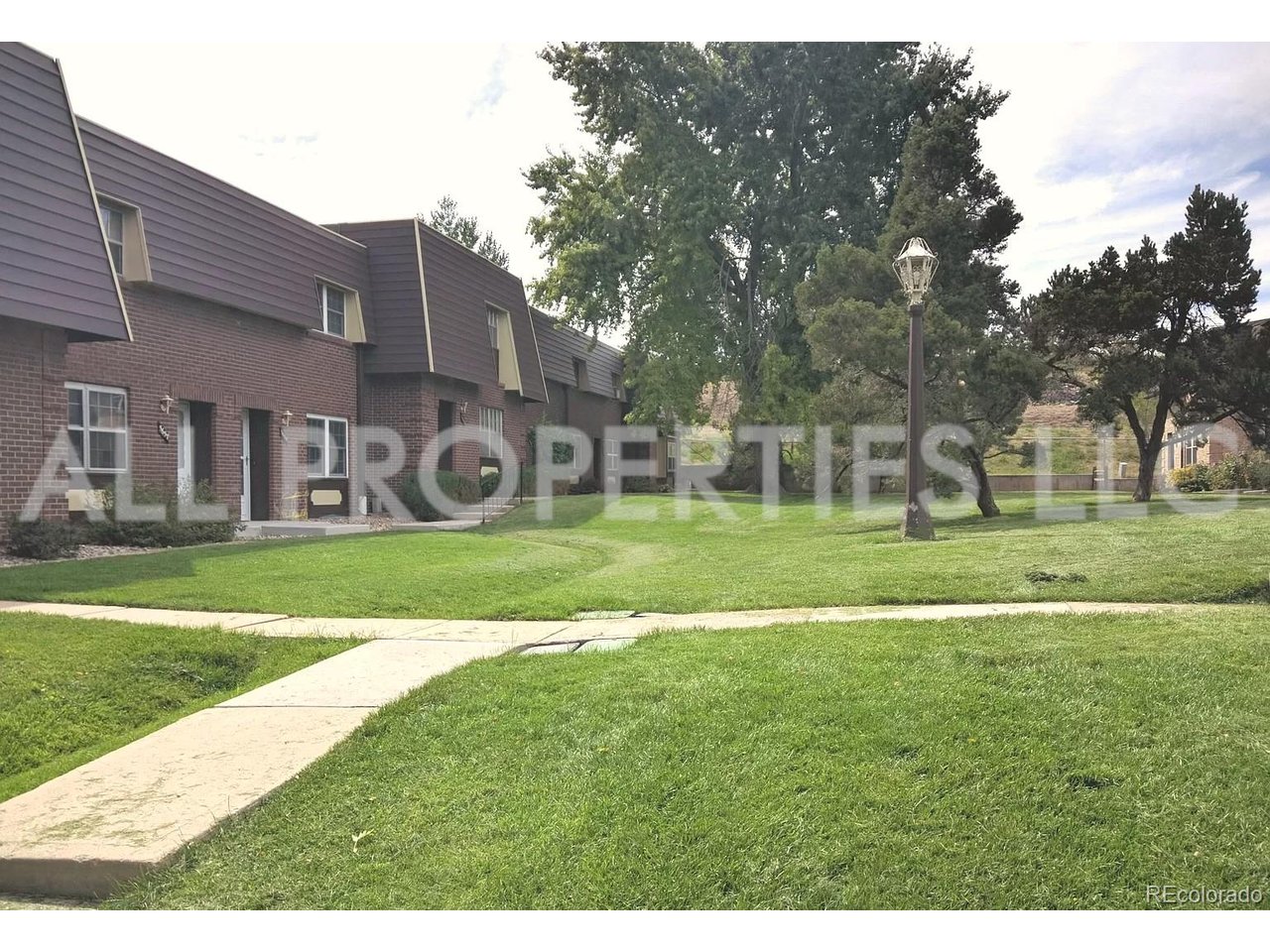 Photo of 5661 S Lowell Blvd Littleton CO 80123