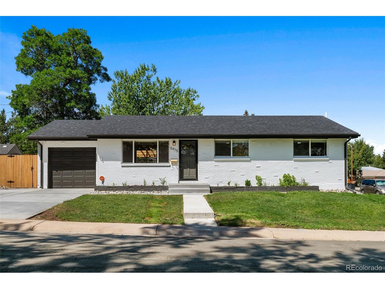 Photo of 5475 S Lakeview St Littleton CO 80120