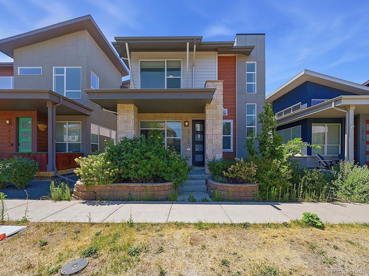 Photo of 10730 E 26th Ave Aurora CO 80010