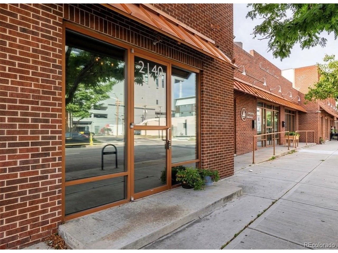 Photo of 2142 Curtis St #101 Denver CO 80205