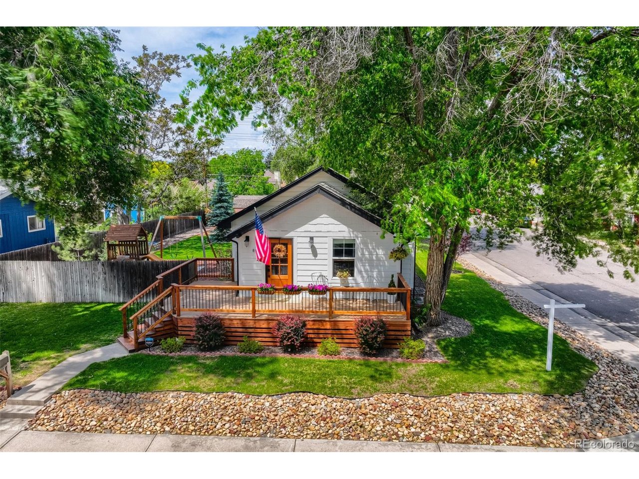 Photo of 801 S Krameria St Denver CO 80224