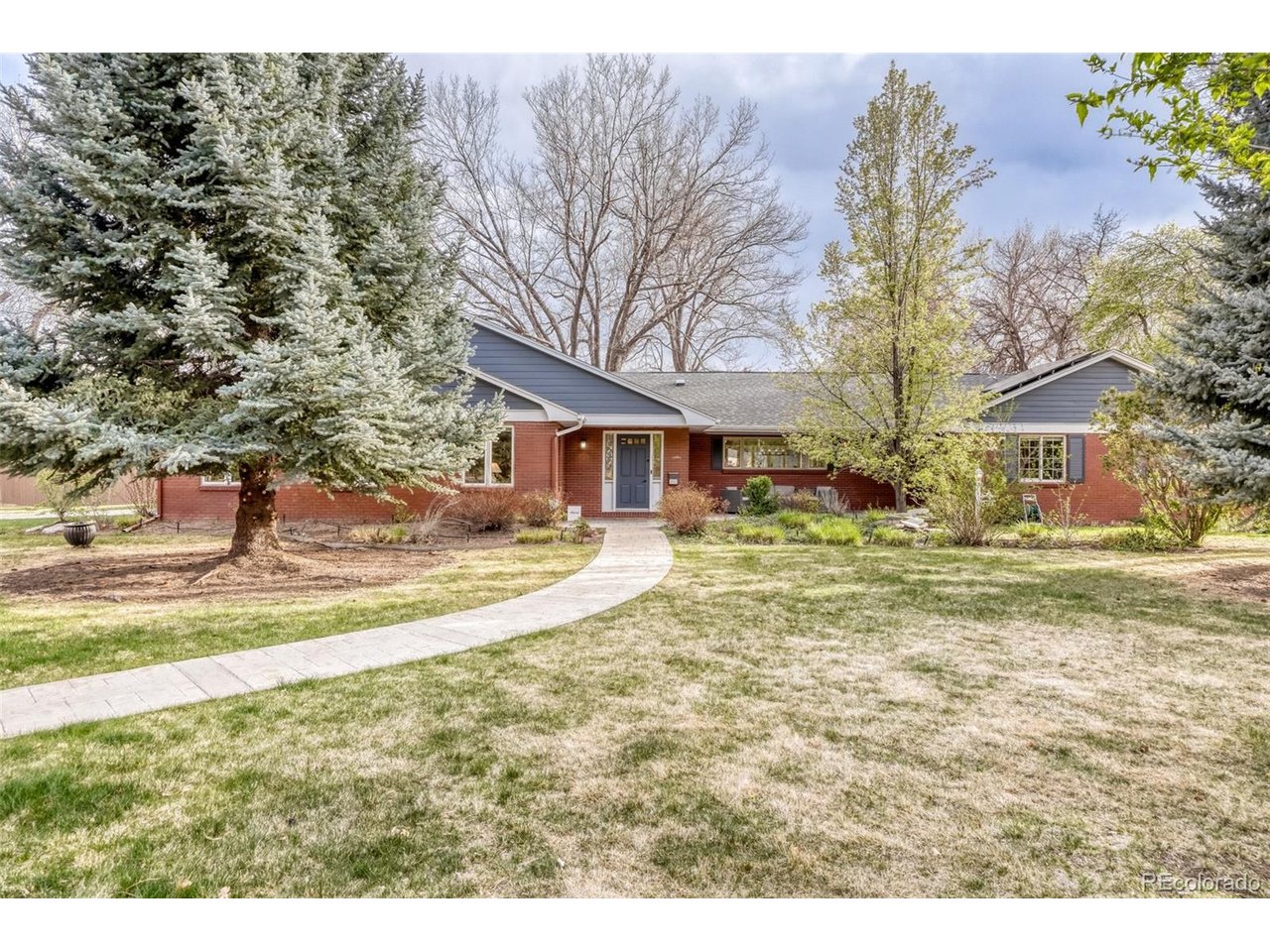 Photo of 2600 E Eldorado Pl Denver CO 80210