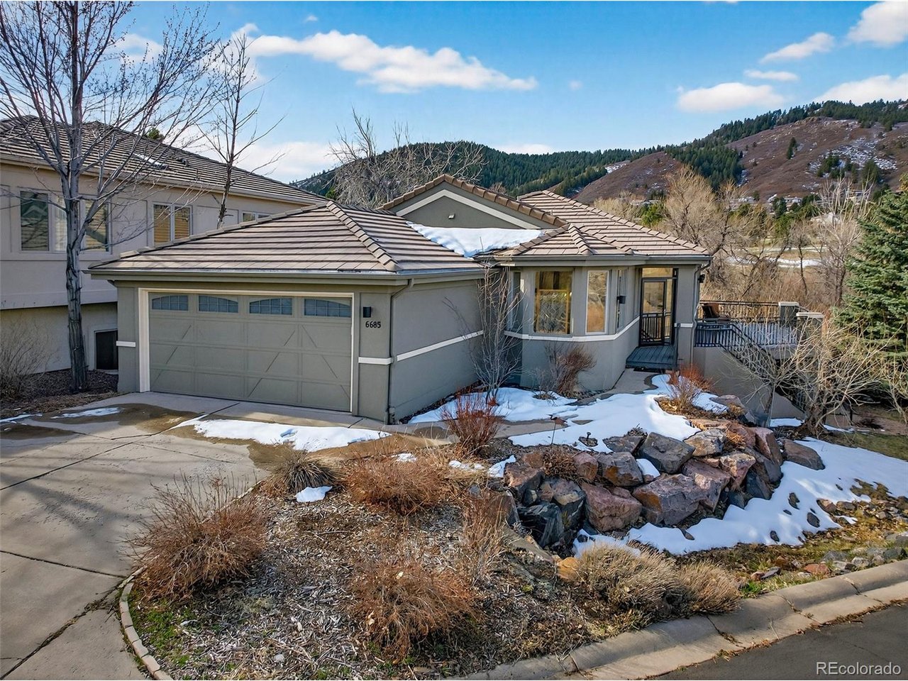 Photo of 6685 Bright Water Trl Littleton CO 80125